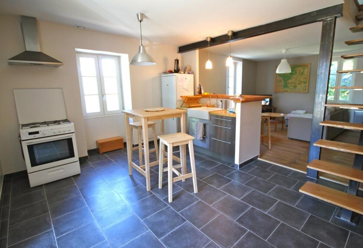 Maison De Vacances A Lissac-Sur-Couze Εξωτερικό φωτογραφία