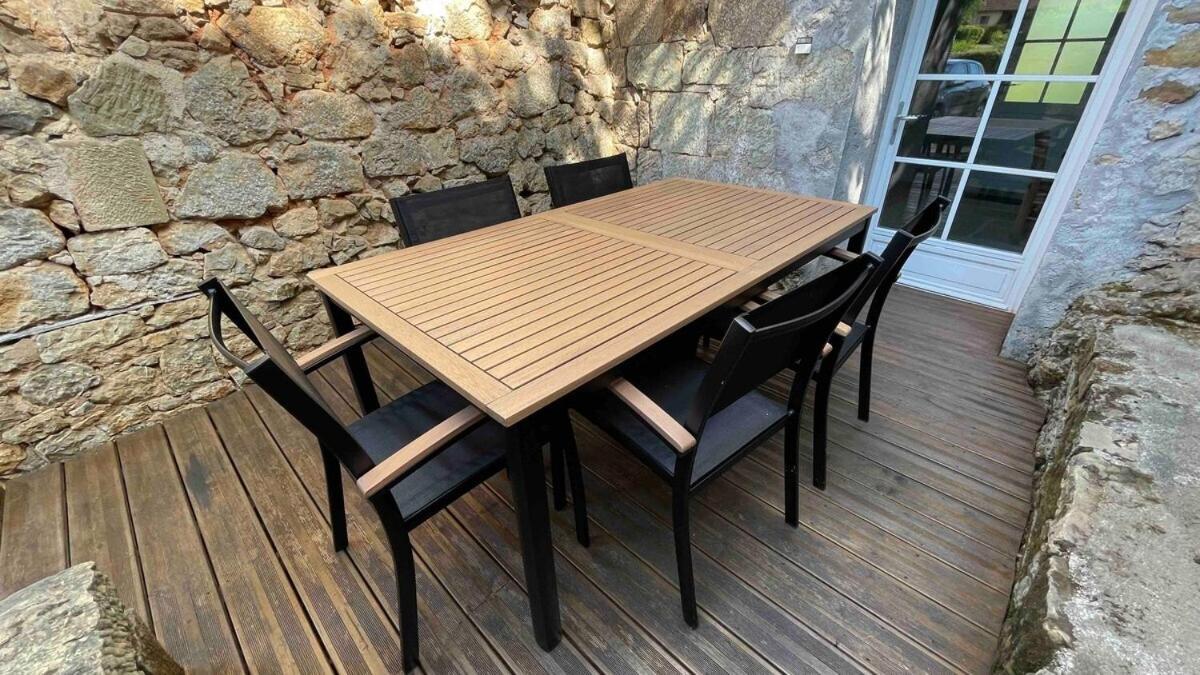 Maison De Vacances A Lissac-Sur-Couze Εξωτερικό φωτογραφία